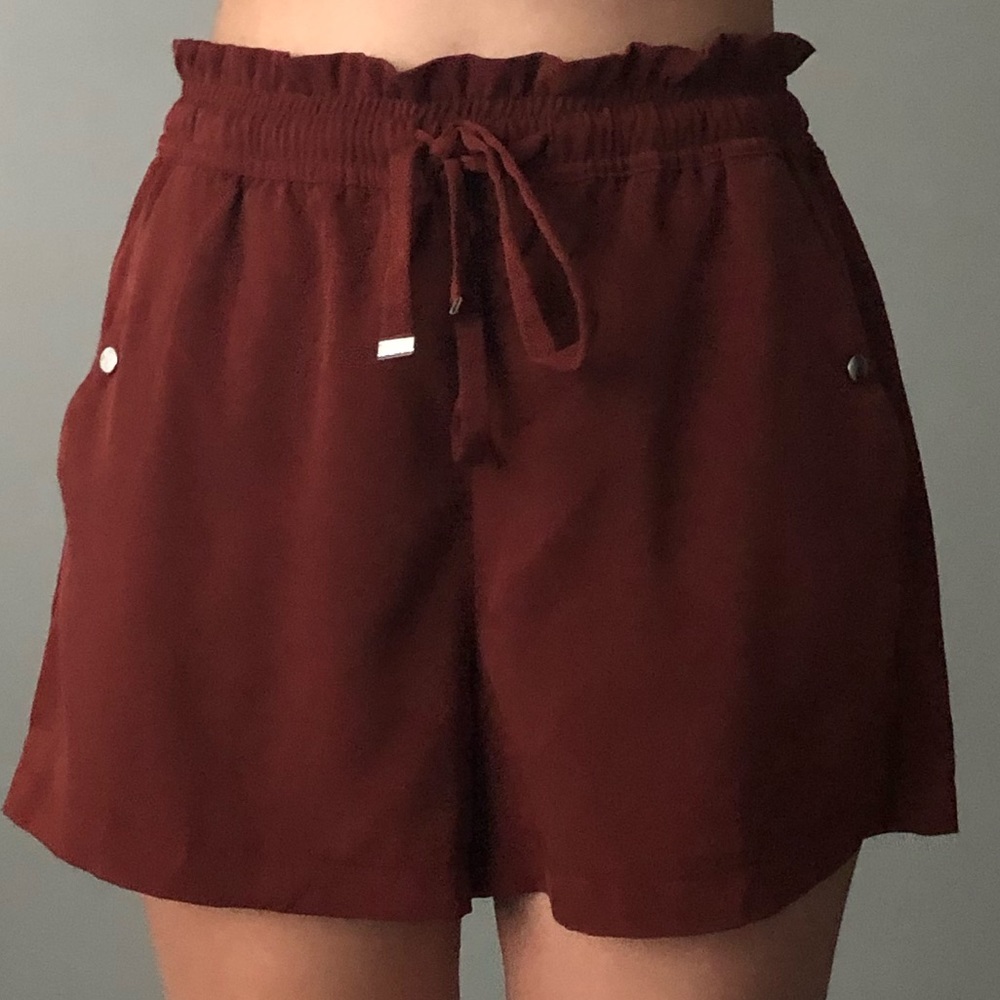 Dynamite shorts. Brown. US S.